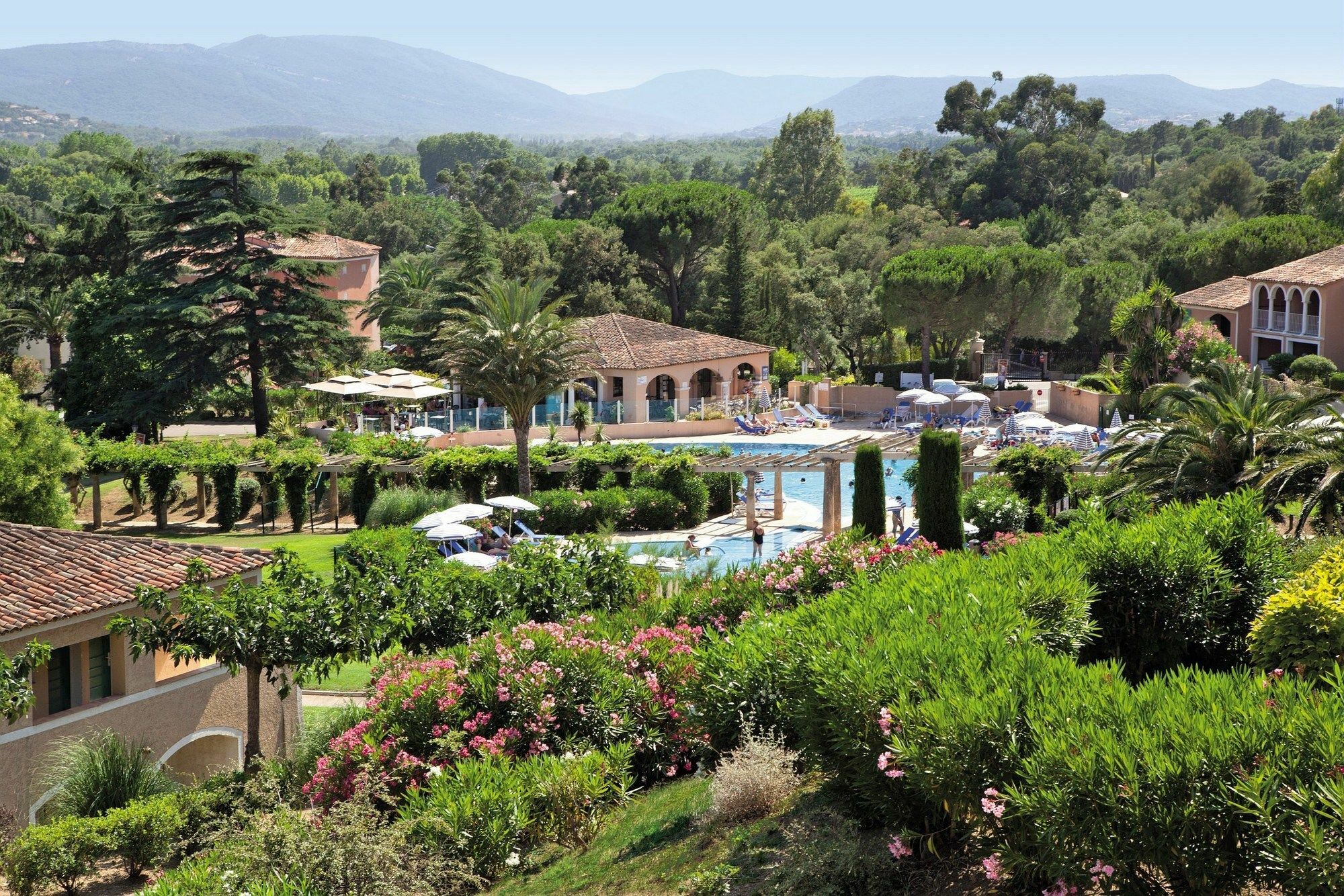 Residence Pierre & Vacances Les Parcs De גרימו מראה חיצוני תמונה