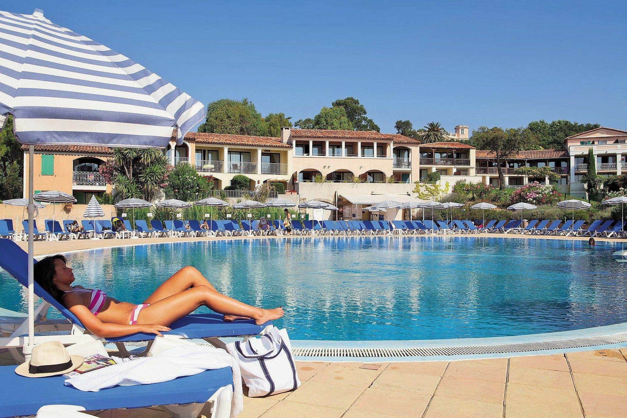 Residence Pierre & Vacances Les Parcs De גרימו מראה חיצוני תמונה