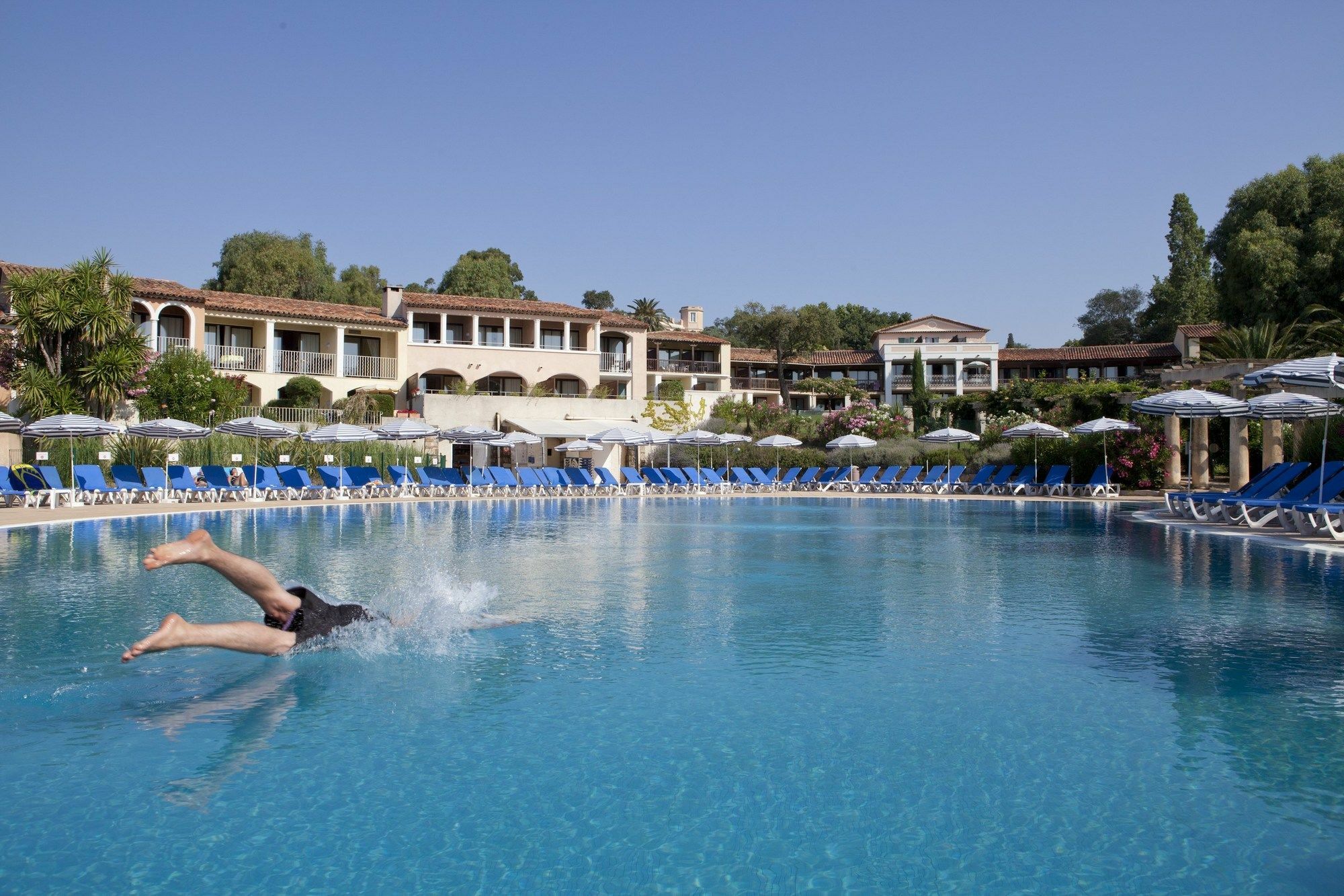 Residence Pierre & Vacances Les Parcs De גרימו מראה חיצוני תמונה
